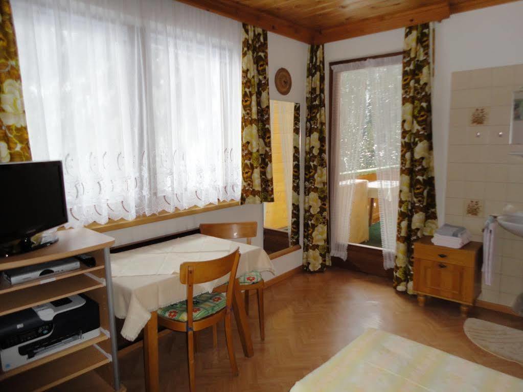 Haus Dorfblick Hotel Prägraten Екстериор снимка