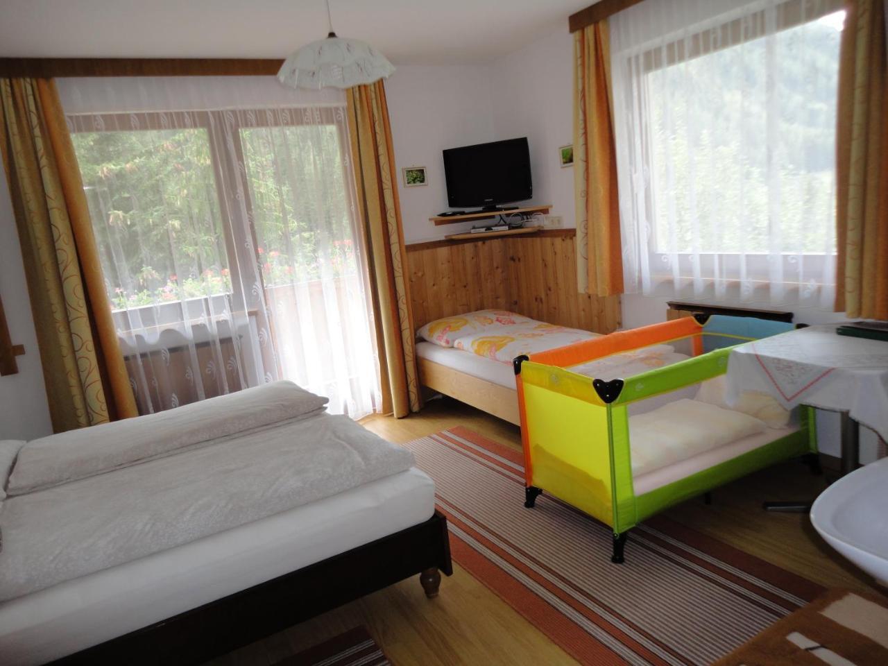 Haus Dorfblick Hotel Prägraten Екстериор снимка